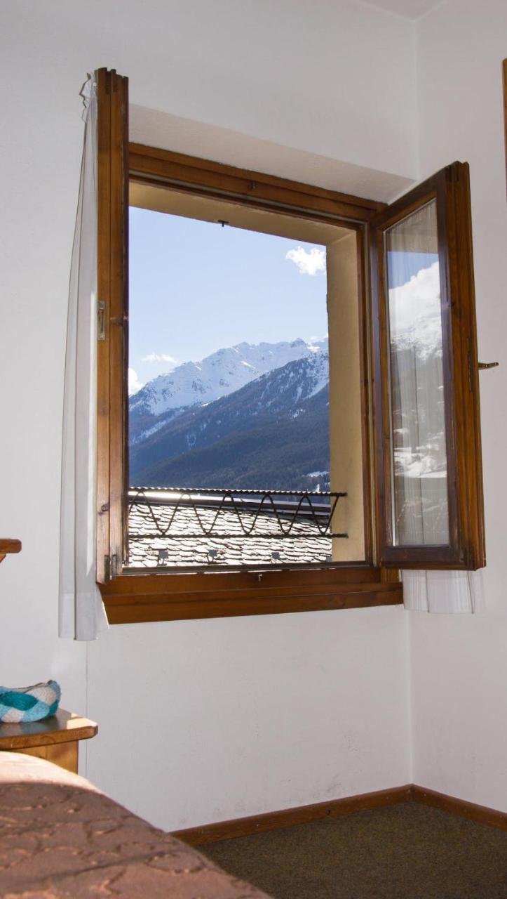 Meuble Albergo Dante Bormio Bagian luar foto