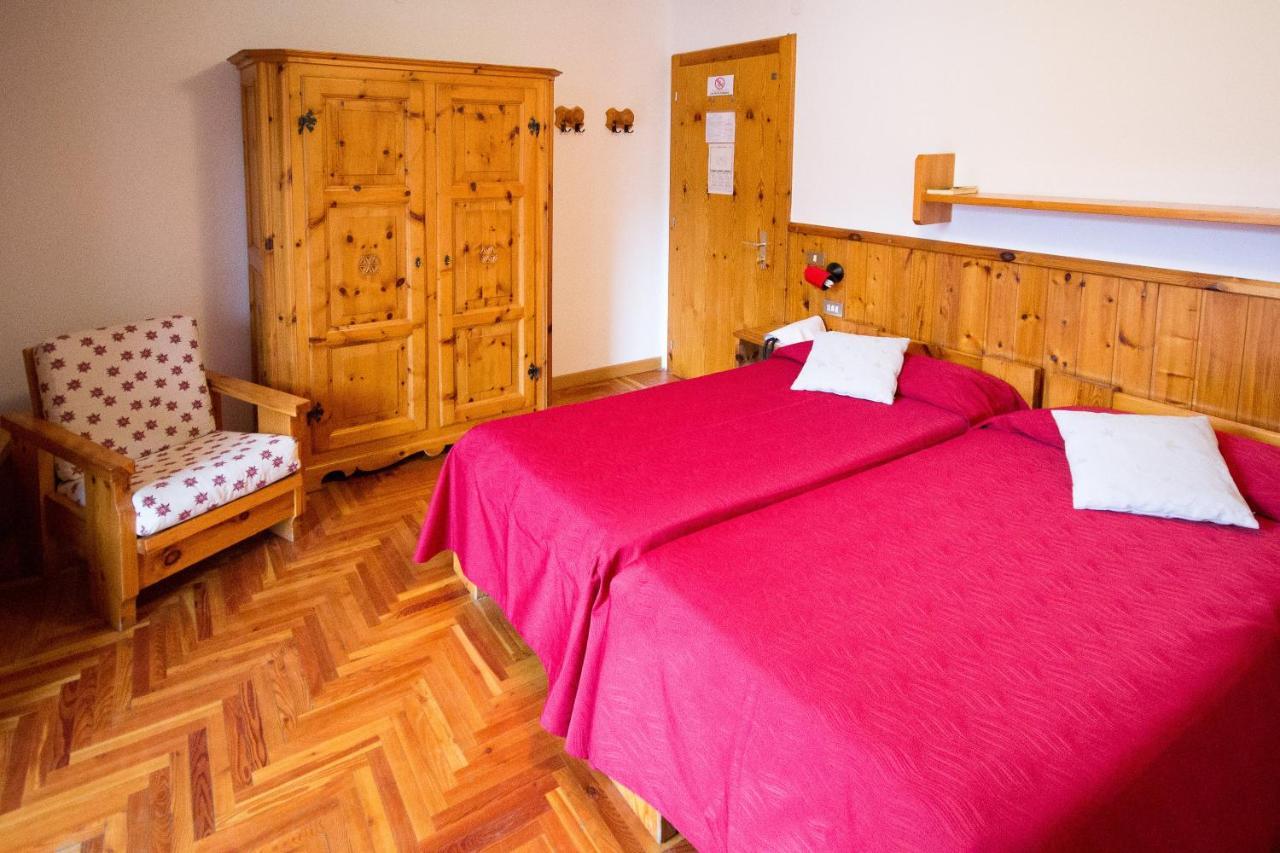 Meuble Albergo Dante Bormio Bagian luar foto